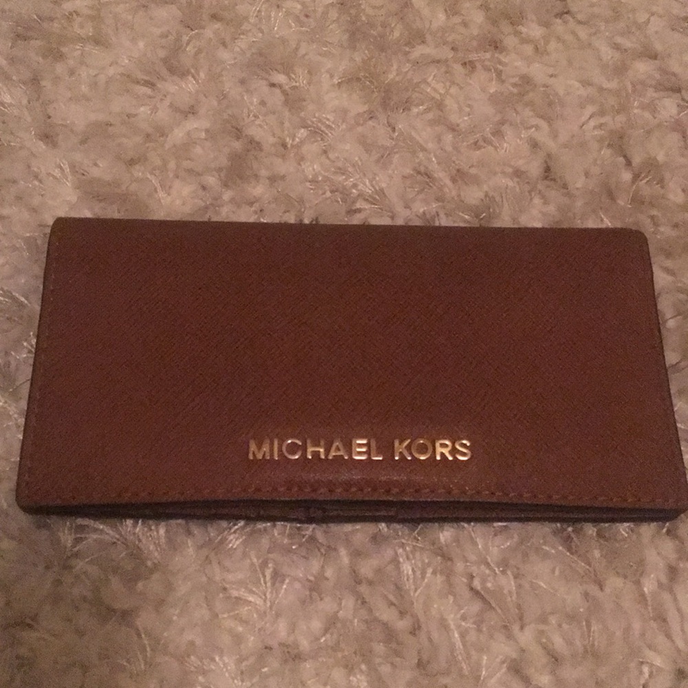 SOLD‼️Michael Kors Wallet